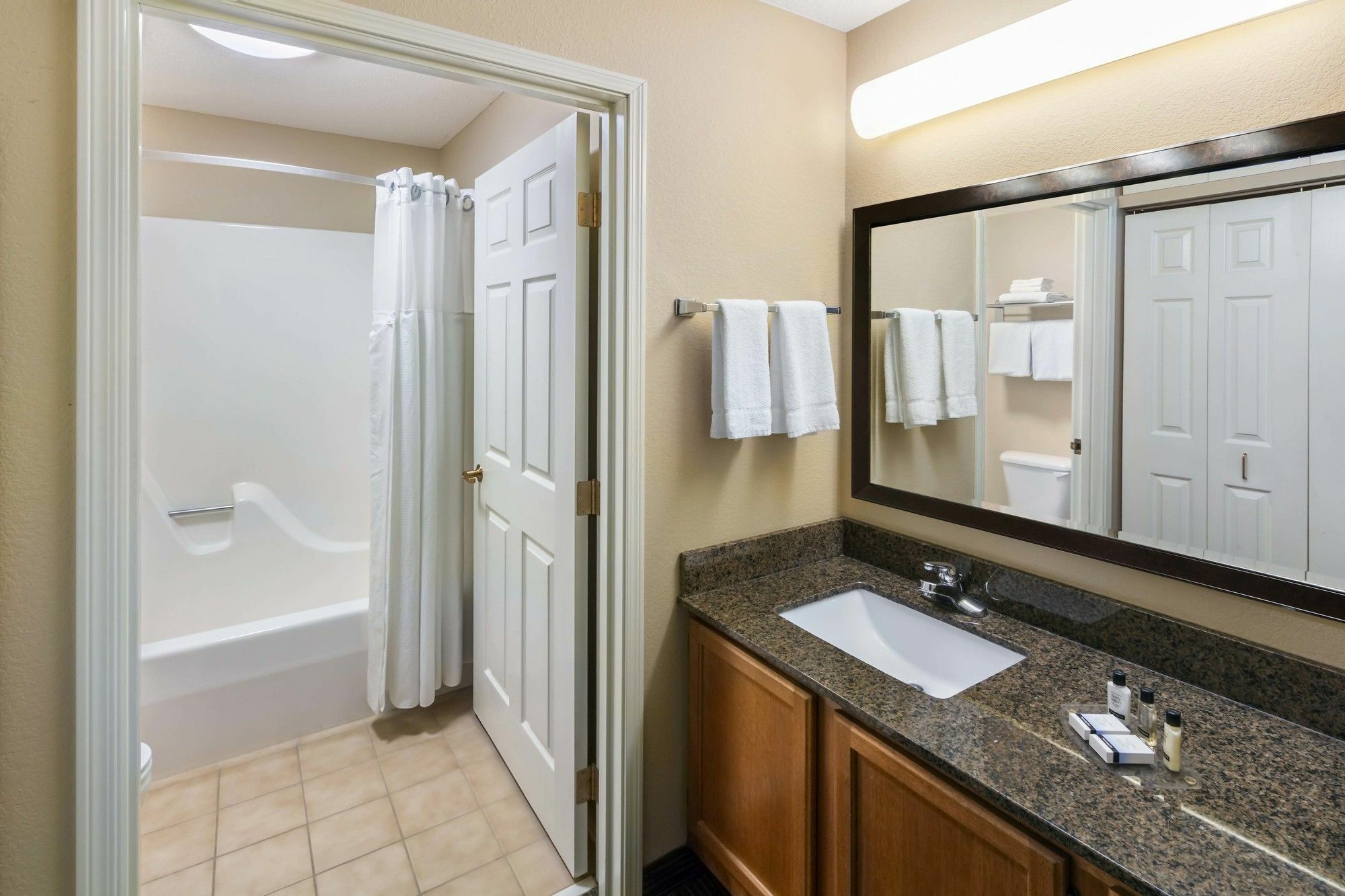 Aspen Suites - Rochester Buitenkant foto